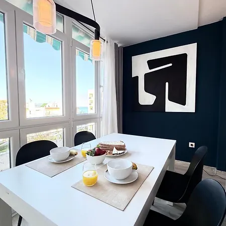 Centrico Y Luminoso En Apartamento *